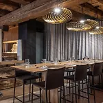 Relais Et Chateaux Le Chambard 5*