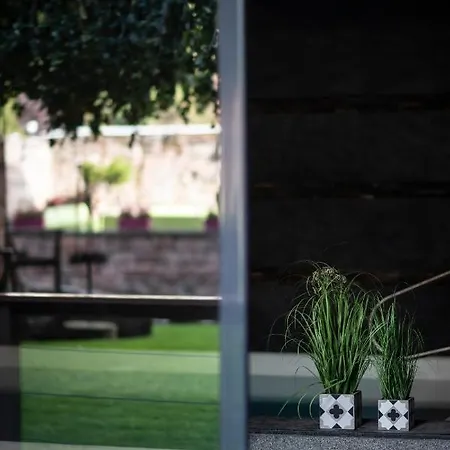 Relais Et Châteaux Le Chambard Hotel 5*