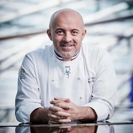 Relais Et Chateaux Le Chambard 5*