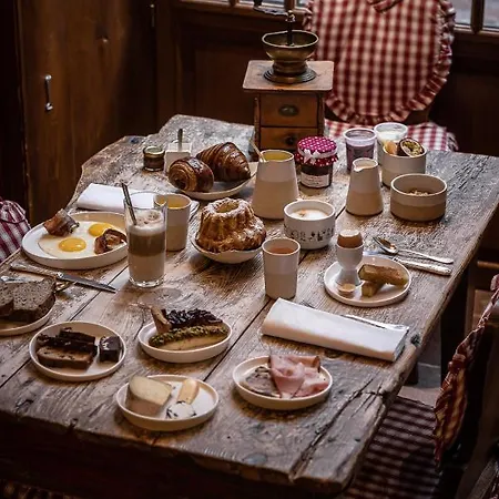 Relais Et Chateaux Le Chambard Отель