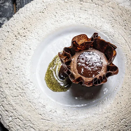 Hotel Relais Et Chateaux Le Chambard 5*