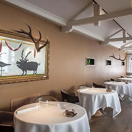 瑞莱尚巴庄园酒店 酒店 5*