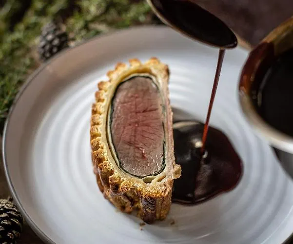 Relais Et Chateaux Le Chambard 5*