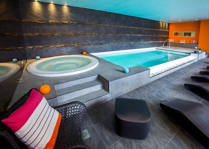 Relais Et Chateaux Le Chambard Hotel