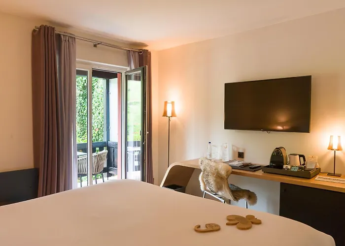 Relais Et Chateaux Le Chambard 5*