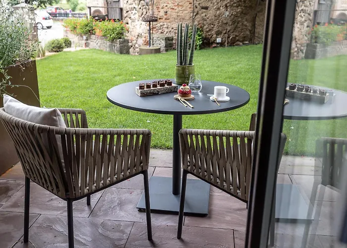 Relais Et Chateaux Le Chambard Hotel