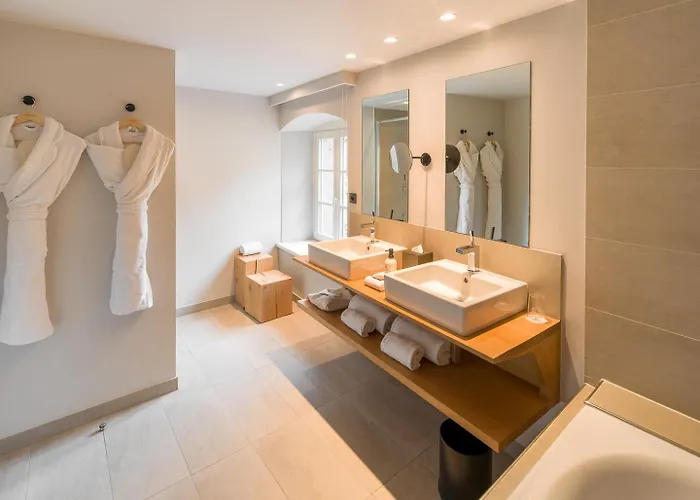 Relais Et Chateaux Le Chambard